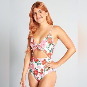 ModCloth Siena One-Piece Swimsuit - White Floral - Medium